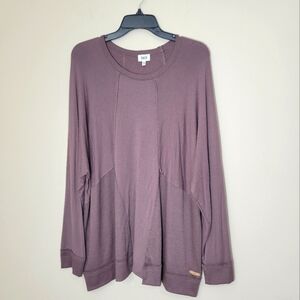 BKE Women's Textured Pieced  Oversized Raw Edge Thermal Tunic Top Size 2X